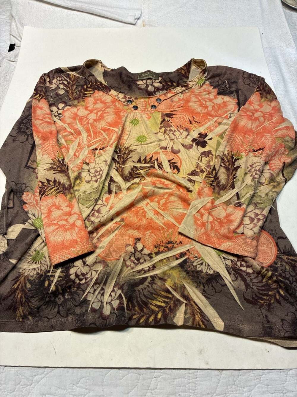 Jane Ashley Casual Lifestyle Floral Print 3/4 Sleeve Pleated Tunic Top
